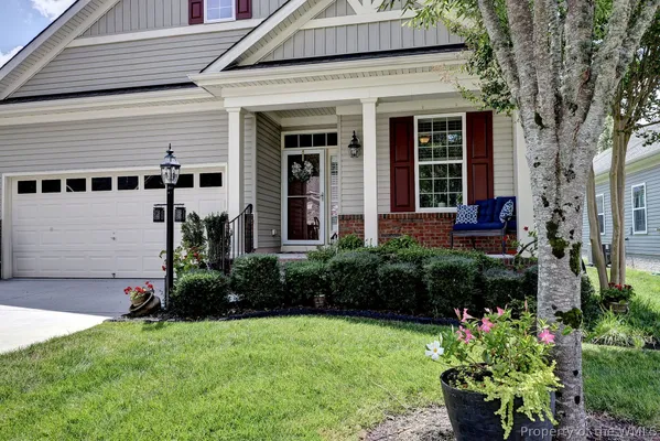 Property Slideshow image 2 of 48 | 4128 winthrop cir, Williamsburg, VA, 23188
