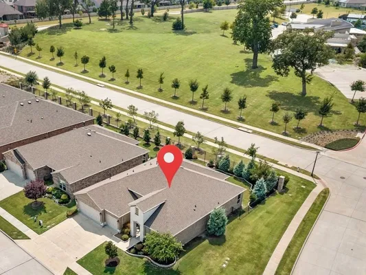 Property Slideshow image 2 of 40 | 9113 bluewater way, Mckinney, TX, 75071