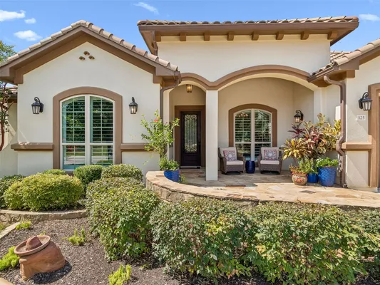Property Slideshow image 3 of 40 | 125 sowing oak dr, San Marcos, TX, 78666