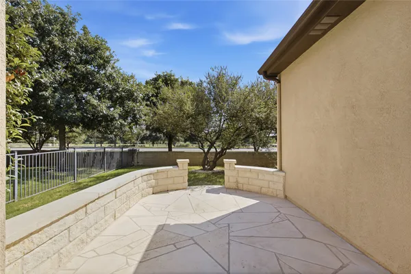 Property Slideshow image 2 of 26 | 249 monument hill trl, Georgetown, TX, 78633