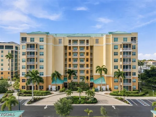 Property Slideshow image 2 of 33 | 2060 matecumbe key rd 2107, Punta Gorda, FL, 33955