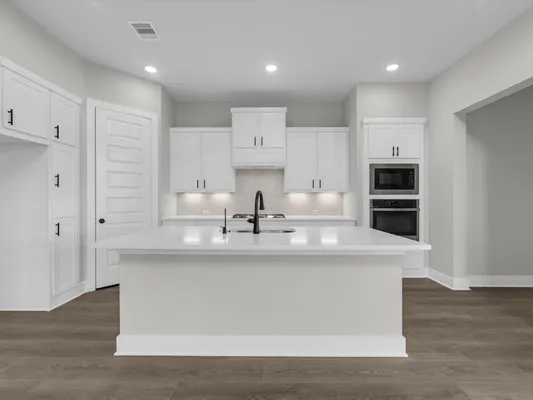 Property Slideshow image 2 of 24 | 22618 ruby forest rd, Tomball, TX, 77377