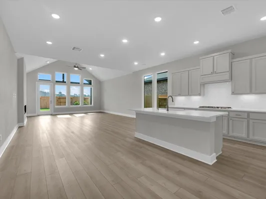 Property Slideshow image 3 of 23 | 22626 ruby forest rd, Tomball, TX, 77377