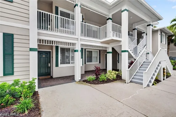 Property Slideshow image 2 of 38 | 7955 mahogany run ln 514, Naples, FL, 34113