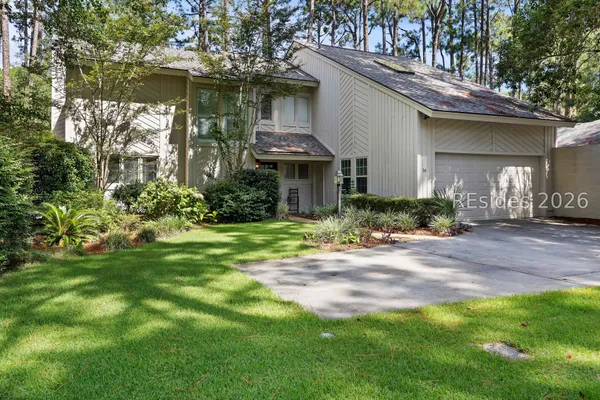 Property Slideshow image 2 of 37 | 16 yellow rail ln, Hilton Head Island, SC, 29926