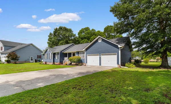 Property Slideshow image 2 of 45 | 111 st andrews ln, Myrtle Beach, SC, 29588