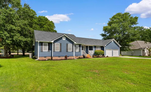Property Slideshow image 3 of 45 | 111 st andrews ln, Myrtle Beach, SC, 29588