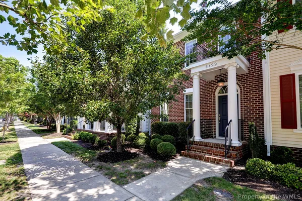 Property Slideshow image 2 of 48 | 5422 center st, Williamsburg, VA, 23188