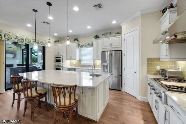 Property Slideshow image 3 of 48 | 8362 viale cir, Naples, FL, 34114