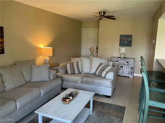 Property Slideshow image 3 of 21 | 5550 trailwinds dr 615, Fort Myers, FL, 33907