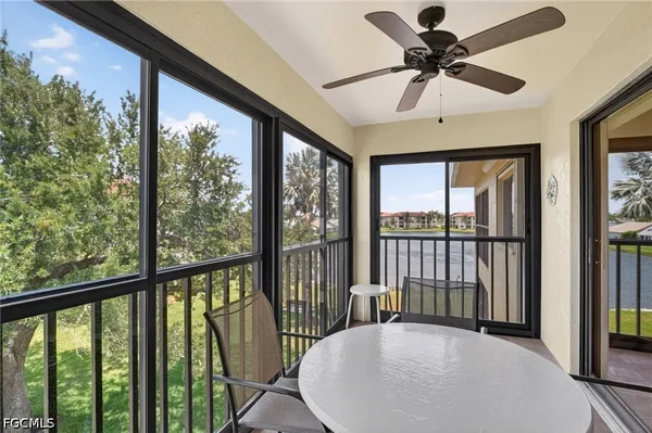 Property Slideshow image 3 of 42 | 11250 caravel cir 302, Fort Myers, FL, 33908