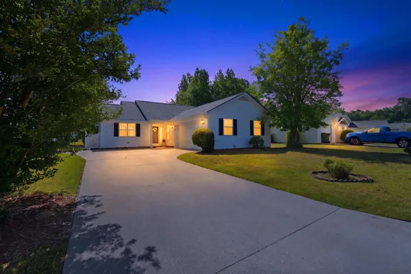 Property Slideshow image 2 of 51 | 1305 walton heath dr, Myrtle Beach, SC, 29588