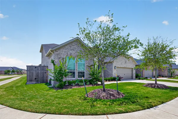 Property Slideshow image 3 of 46 | 4726 granite shadow ln, Fulshear, TX, 77441