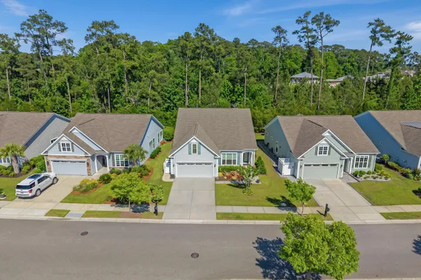 Property Slideshow image 2 of 62 | 1727 suncrest dr, Myrtle Beach, SC, 29577