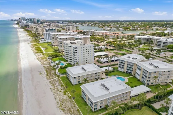 Property Slideshow image 2 of 24 | 2875 gulf shore blvd 106, Naples, FL, 34103