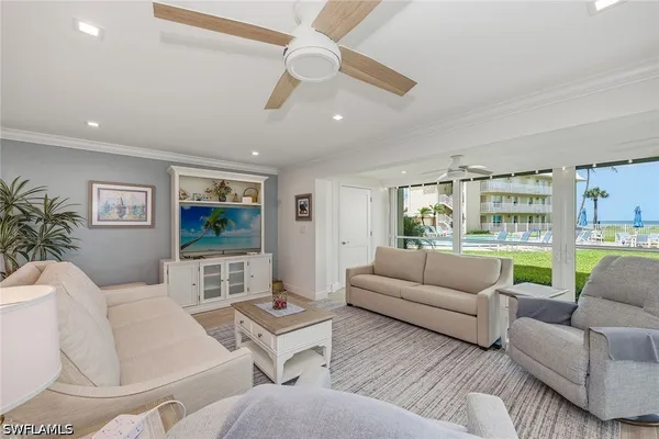 Property Slideshow image 3 of 24 | 2875 gulf shore blvd 106, Naples, FL, 34103