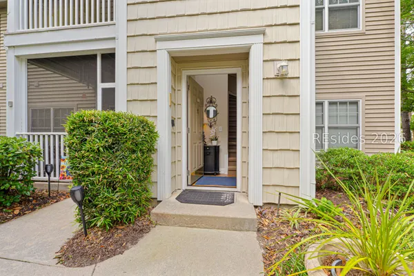 Property Slideshow image 3 of 39 | 59 summerfield court 524 ct 524, Hilton Head Island, SC, 29926