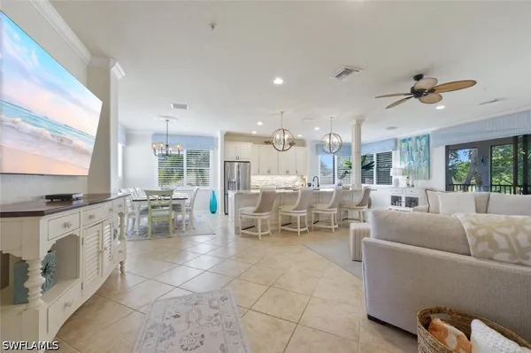 Property Slideshow image 3 of 48 | 10554 smokehouse bay dr 201, Naples, FL, 34120