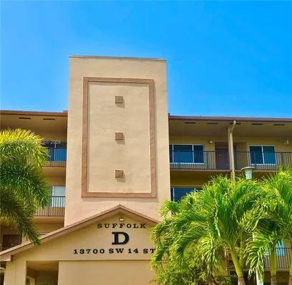 Property Slideshow image 2 of 5 | 13700 sw 14th st 411d, Pembroke Pines, FL, 33027