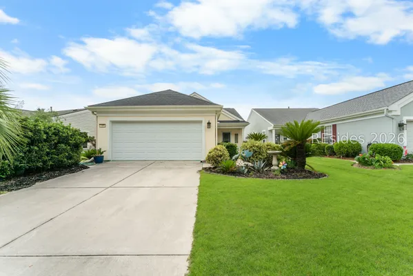 Property Slideshow image 2 of 30 | 150 lazy daisy dr, Bluffton, SC, 29909