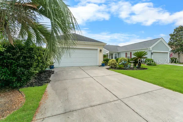 Property Slideshow image 3 of 30 | 150 lazy daisy dr, Bluffton, SC, 29909