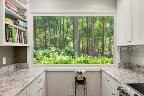 Property Slideshow image 2 of 44 | 54 edgewood dr, Hilton Head Island, SC, 29926