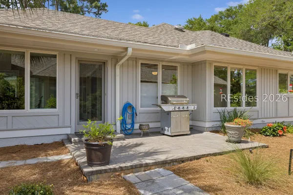 Property Slideshow image 3 of 78 | 17 christo dr, Hilton Head Island, SC, 29926