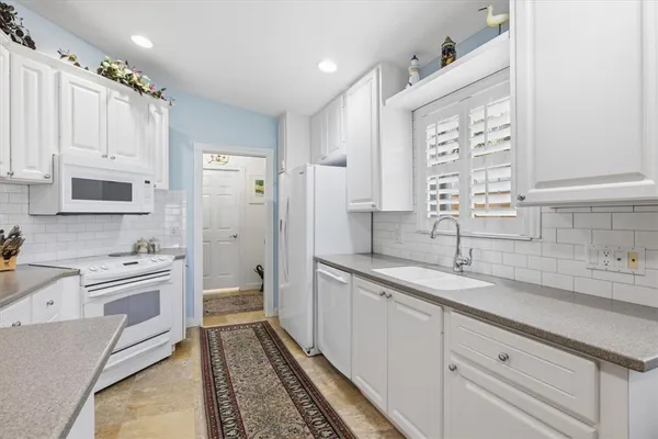 Property Slideshow image 3 of 30 | 4944 corsica sq, Vero Beach, FL, 32967