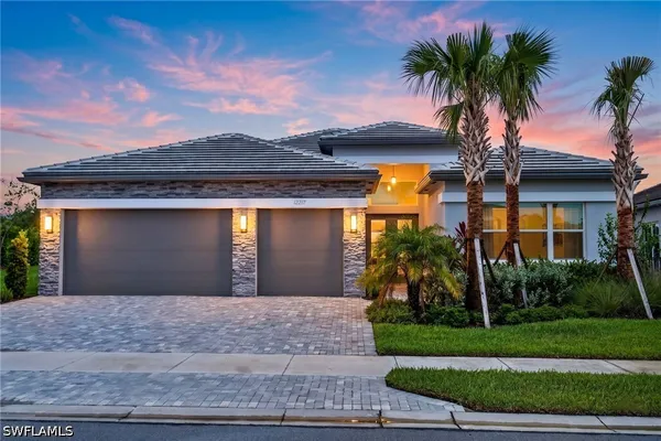 Property Slideshow image 2 of 50 | 12217 eucalyptus way, Naples, FL, 34120