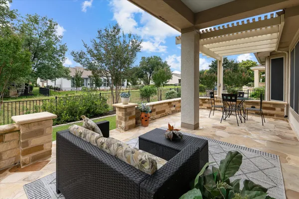 Property Slideshow image 3 of 40 | 402 deer meadow cir, Georgetown, TX, 78633