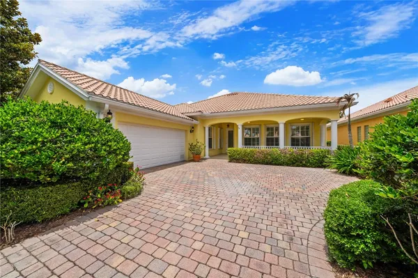 Property Slideshow image 3 of 36 | 5422 barbados sq, Vero Beach, FL, 32967