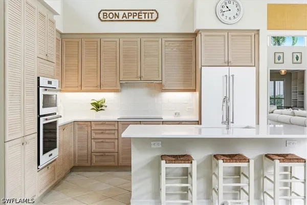 Property Slideshow image 3 of 22 | 7897 cocobay dr, Naples, FL, 34108