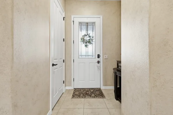 Property Slideshow image 3 of 39 | 11508 southerland dr, Denton, TX, 76207