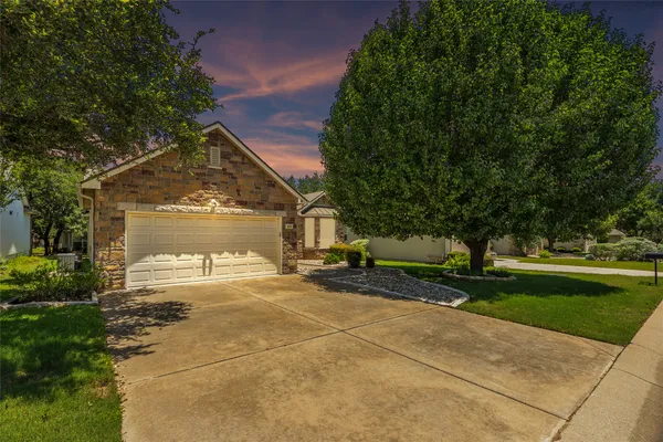 Property Slideshow image 3 of 34 | 403 dove hollow trl, Georgetown, TX, 78633