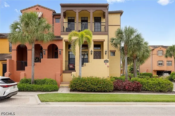 Property Slideshow image 2 of 35 | 11875 izarra way 8712, Fort Myers, FL, 33912