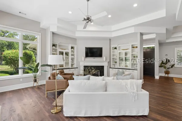 Property Slideshow image 3 of 31 | 30 knollwood dr, Hilton Head Island, SC, 29926