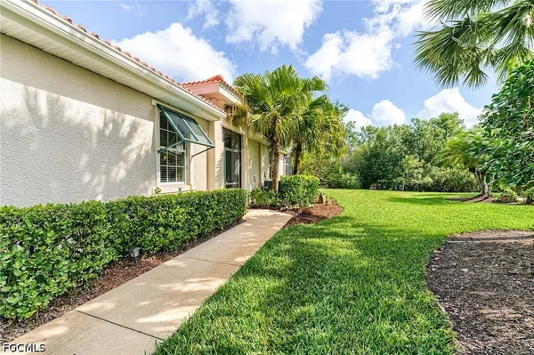 Property Slideshow image 3 of 50 | 9211 aviano dr, Fort Myers, FL, 33913