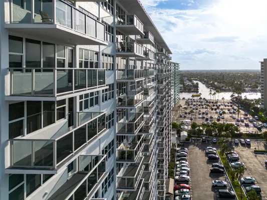 Property Slideshow image 3 of 25 | 3333 ne 34th st 1507, Fort Lauderdale, FL, 33308