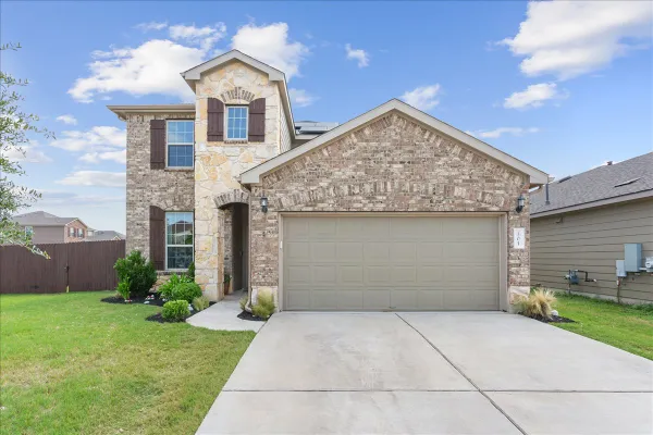 Property Slideshow image 2 of 38 | 101 silver birch ct, Georgetown, TX, 78626