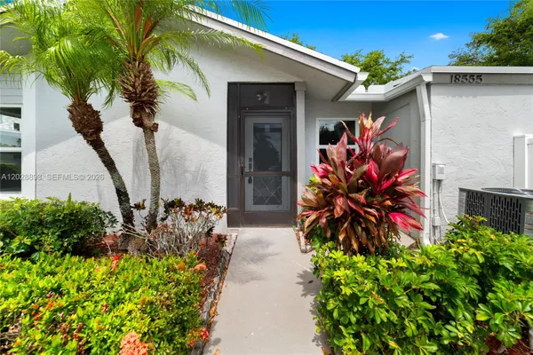 Property Slideshow image 2 of 42 | 18555 egret way, Boca Raton, FL, 33496