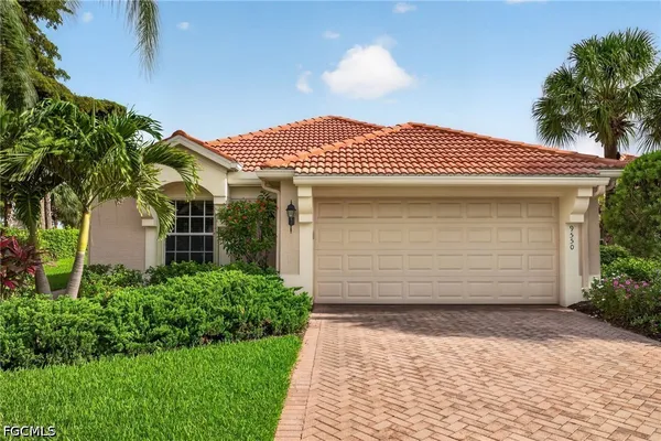 Property Slideshow image 2 of 41 | 9550 hemingway ln, Fort Myers, FL, 33913