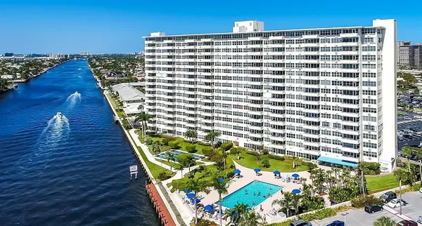 Property Slideshow image 2 of 58 | 3200 ne 36th st 1417, Fort Lauderdale, FL, 33308