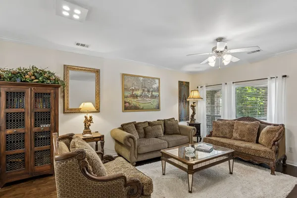 Property Slideshow image 2 of 20 | 3075 willow grove blvd 402, Mckinney, TX, 75070