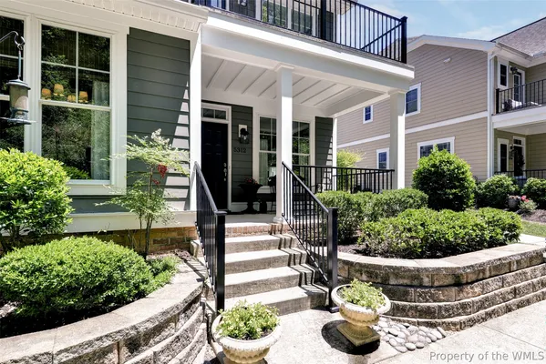 Property Slideshow image 2 of 44 | 5312 beverly ln, Williamsburg, VA, 23188