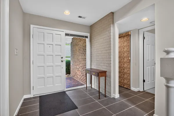 Property Slideshow image 3 of 37 | 270 littletown quarter, Williamsburg, VA, 23185