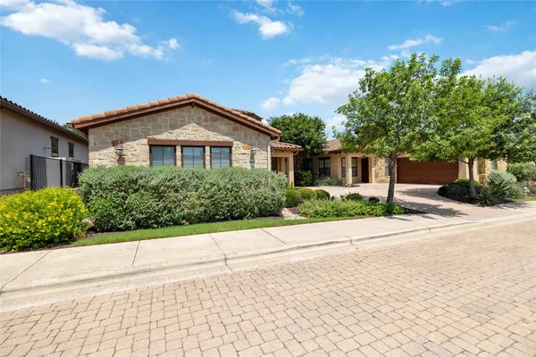 Property Slideshow image 3 of 40 | 304 belforte ave, Austin, TX, 78734