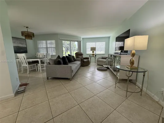 Property Slideshow image 2 of 18 | 500 sw 130th ter 110a, Pembroke Pines, FL, 33027