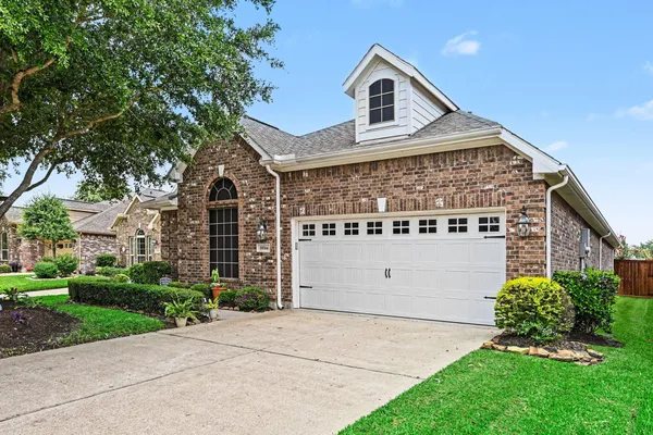 Property Slideshow image 2 of 35 | 19314 hamilton hills dr, Cypress, TX, 77433