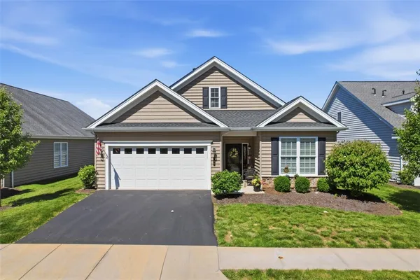 Property Slideshow image 2 of 36 | 146 summer seat ln, Ohio Twp, PA, 15237