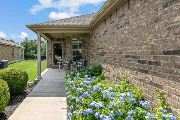 Property Slideshow image 3 of 40 | 115 paint creek ln, Georgetown, TX, 78633